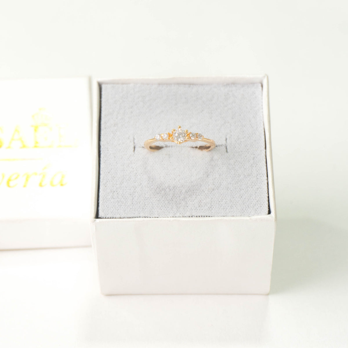Anillo de compromiso amor para siempre