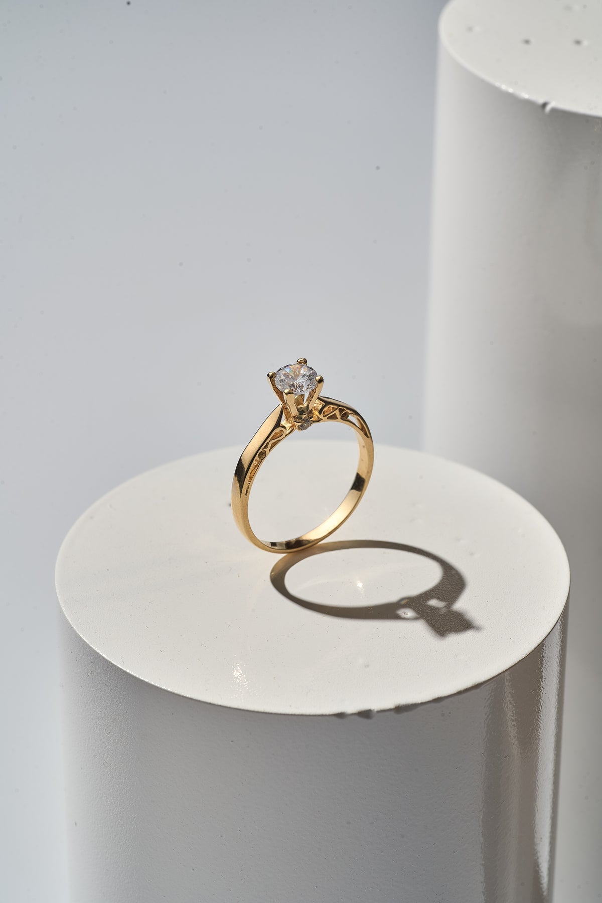 Anillo solitario piedra blanca