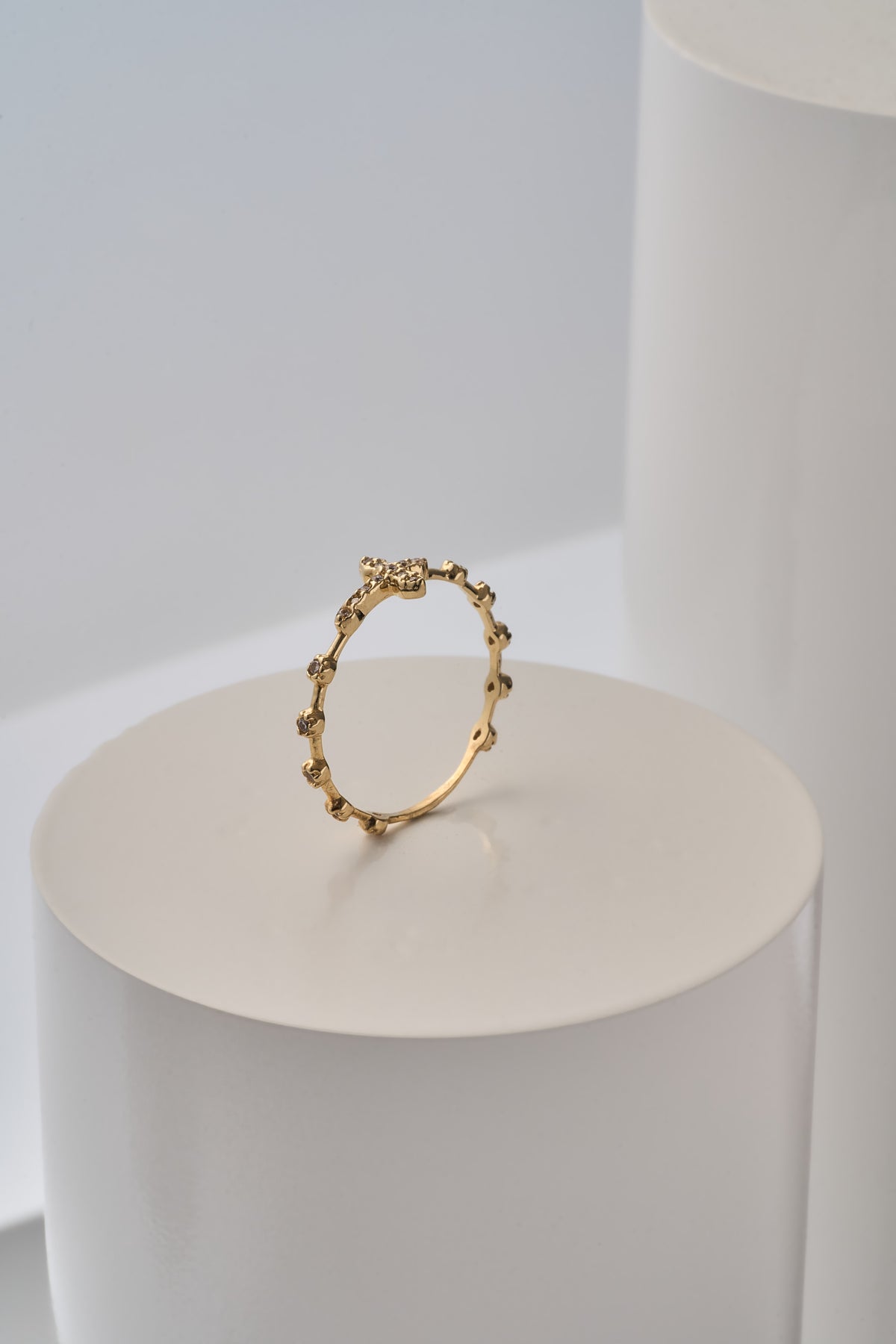 Anillo denario piedra blanca