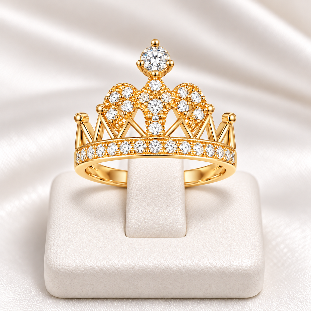Anillo de 15 Años Corona Real en Oro Amarillo 18K