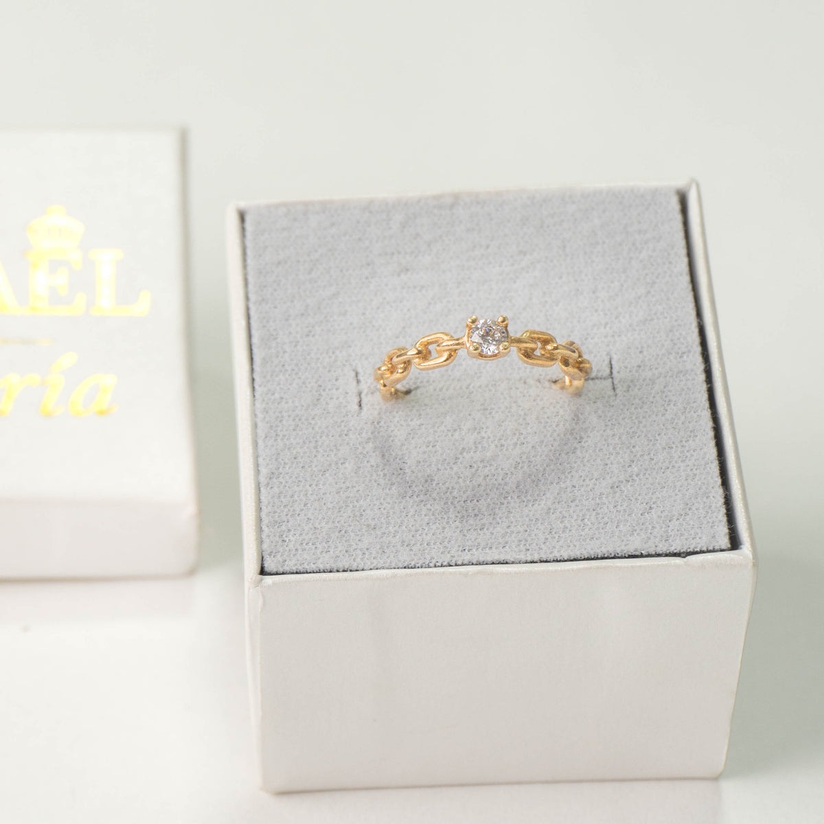 Anillo trenzado unión perfecta