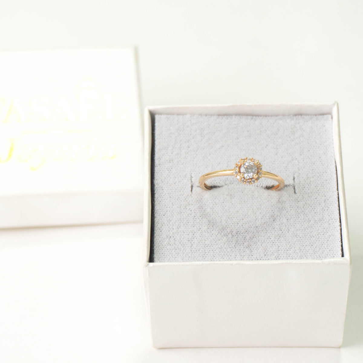 Anillo de compromiso amor puro