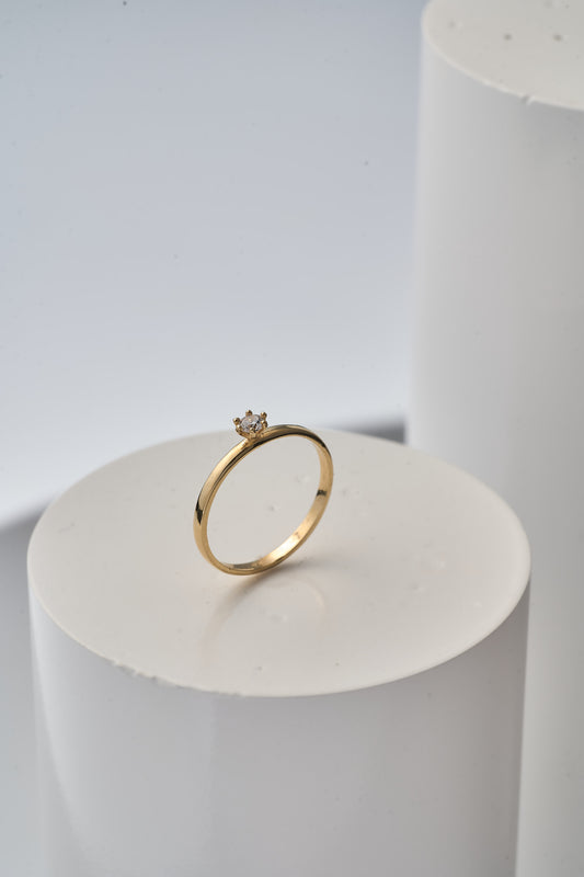 Anillo solitario piedra blanca