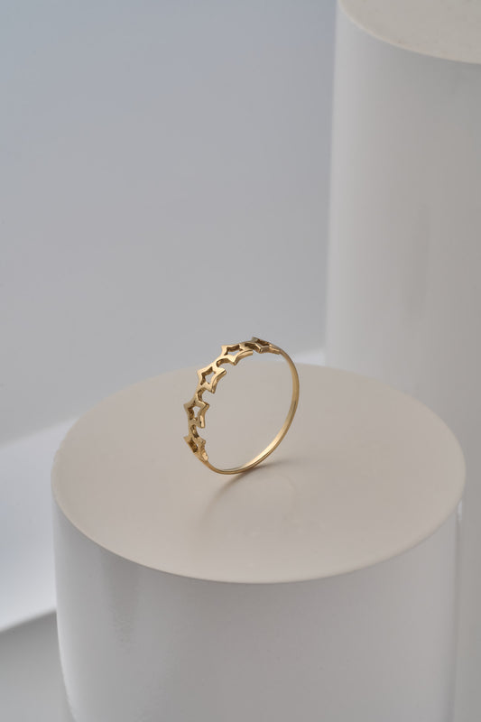 Anillo estrellas calados