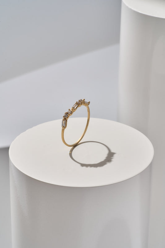 Anillo churumbela piedra blanca