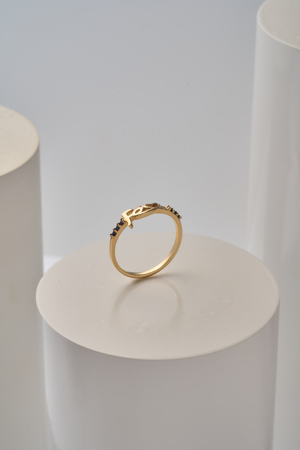 Anillo fe piedra azul rey