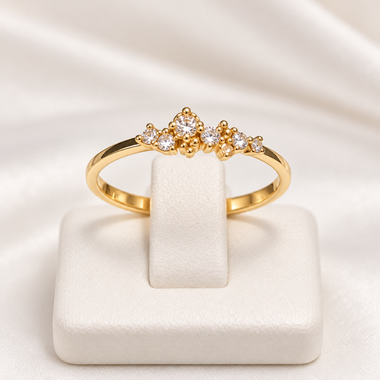 Anillo de 15 Años con Piedras en Oro Amarillo 18K